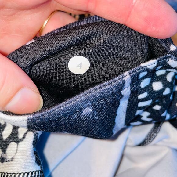 Lululemon 'Wunder Under' TIght-Pant III 'Hugged' Static Mist - Picture 3 of 5